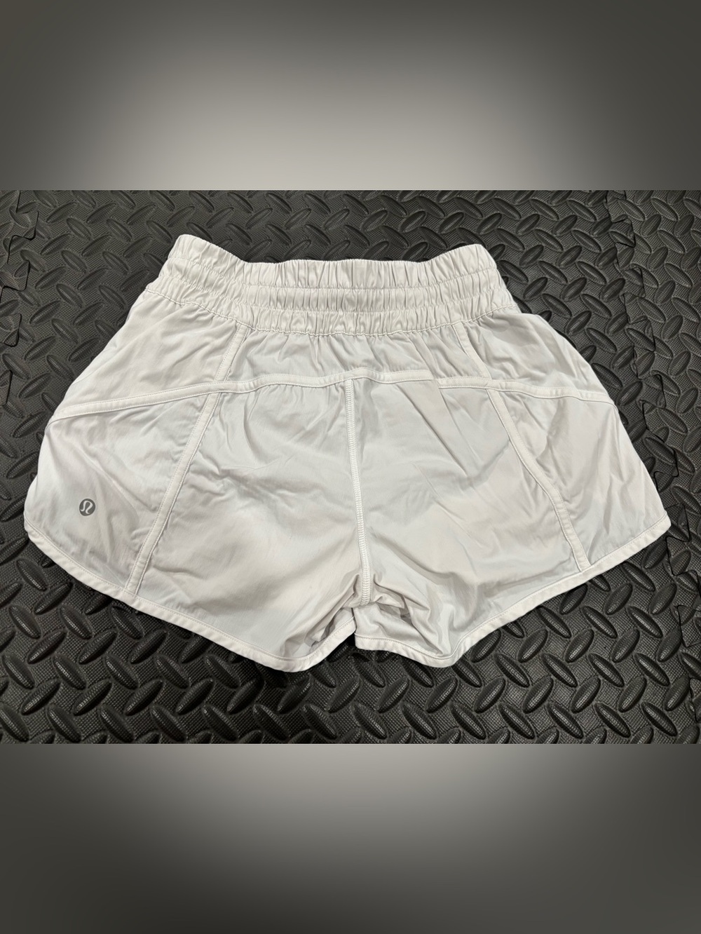831. Lululemon White Tracker Shorts